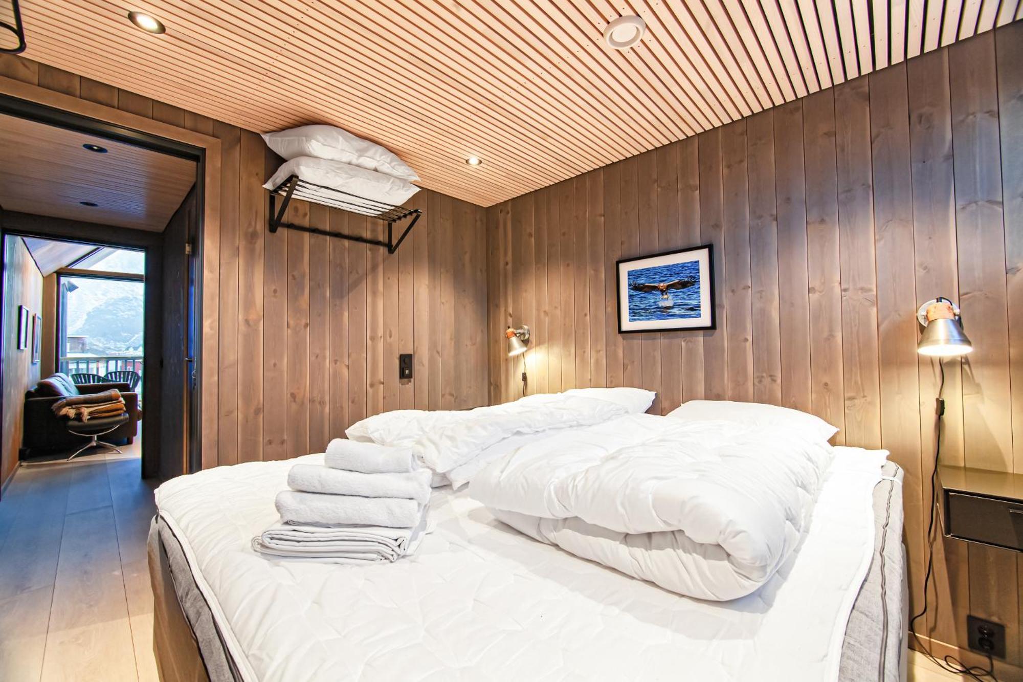Rorbuleilighet Lysoysundet 1G Henningsvaer Bagian luar foto